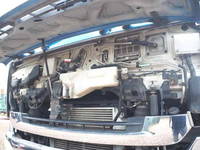 UDトラックスクオンアルミブロック大型（10t）[写真16]