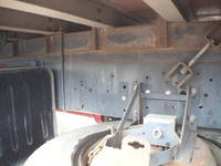 UDトラックスクオンアルミブロック大型（10t）[写真28]