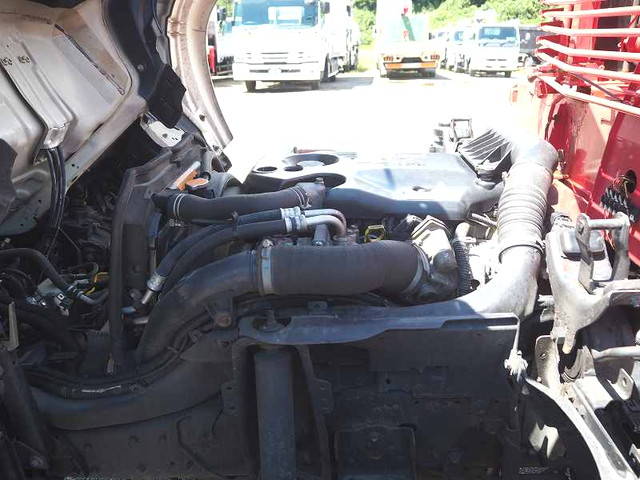 いすゞエルフクレーン4段小型（2t・3t）[写真34]