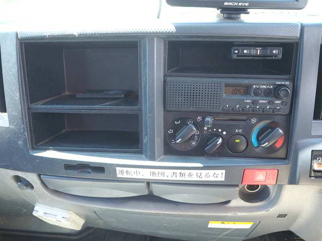 いすゞエルフクレーン4段小型（2t・3t）[写真39]