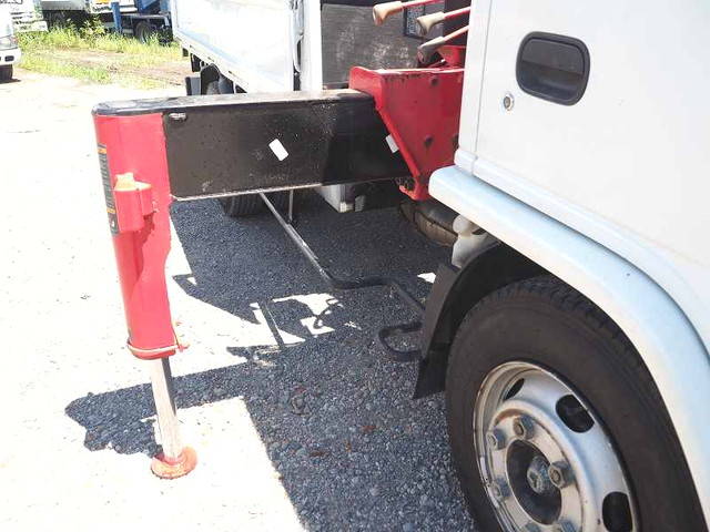 いすゞエルフクレーン4段小型（2t・3t）[写真09]