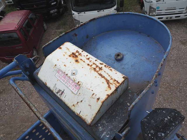 日野レンジャー高所作業車中型（4t）[写真12]