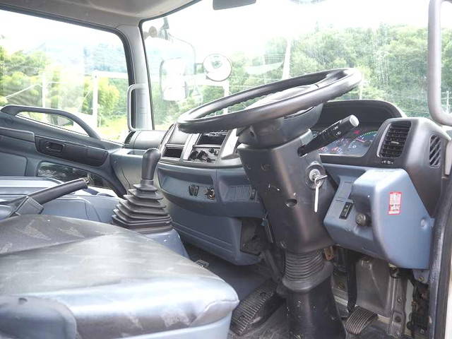 日野レンジャー高所作業車中型（4t）[写真37]