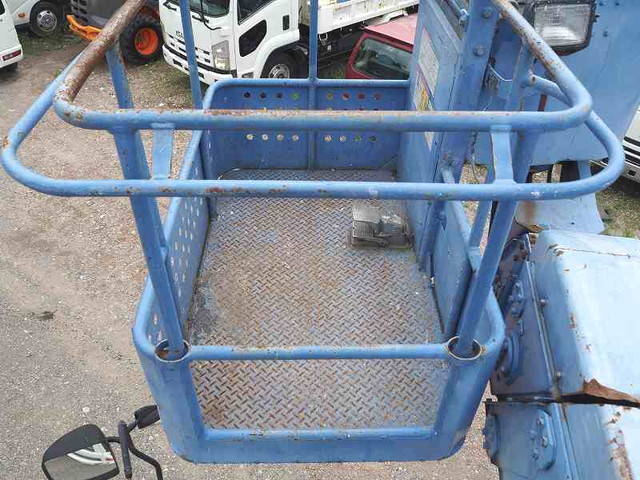 日野レンジャー高所作業車中型（4t）[写真09]