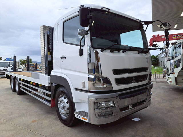 三菱ふそうスーパーグレートセルフローダー大型（10t）[写真01]