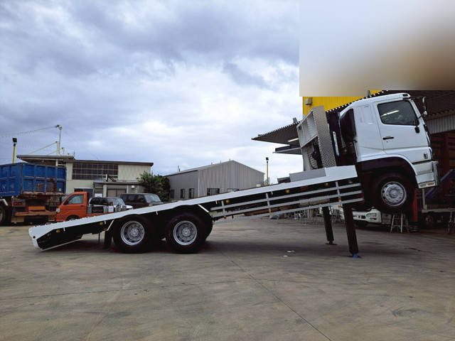 三菱ふそうスーパーグレートセルフローダー大型（10t）[写真15]