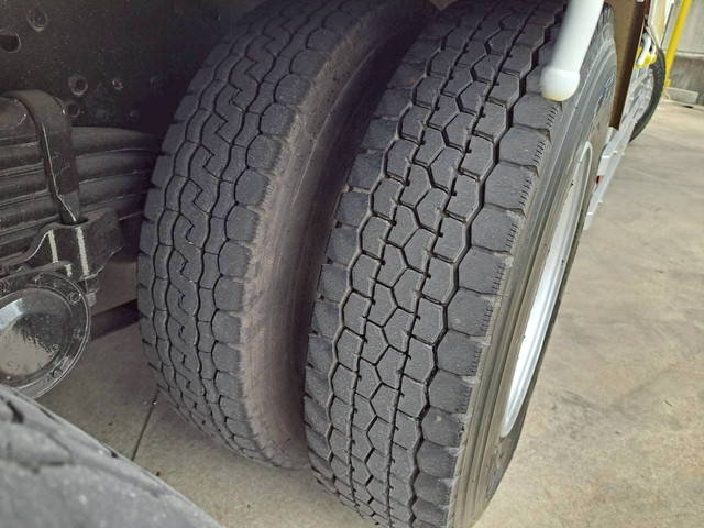 三菱ふそうスーパーグレートセルフローダー大型（10t）[写真30]