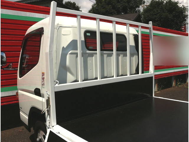 三菱ふそうキャンター平ボディ小型（2t・3t）[写真13]
