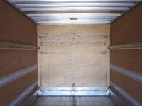 いすゞギガアルミバン大型（10t）[写真11]