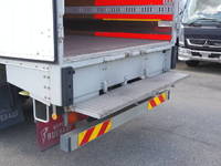 いすゞギガアルミバン大型（10t）[写真15]