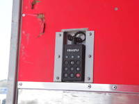 いすゞギガアルミバン大型（10t）[写真16]