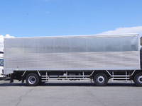 いすゞギガアルミバン大型（10t）[写真19]