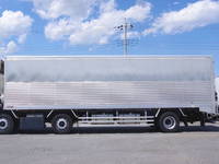 いすゞギガアルミバン大型（10t）[写真20]