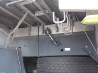 いすゞギガアルミバン大型（10t）[写真08]