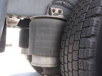 いすゞギガアルミバン大型（10t）[写真10]