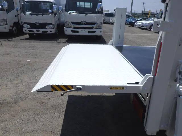 マツダタイタン平ボディ小型（2t・3t）[写真11]