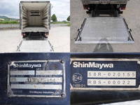 三菱ふそうキャンター冷凍車（冷蔵車）小型（2t・3t）[写真10]