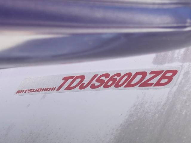 いすゞギガ冷蔵冷凍ウイング大型（10t）[写真11]