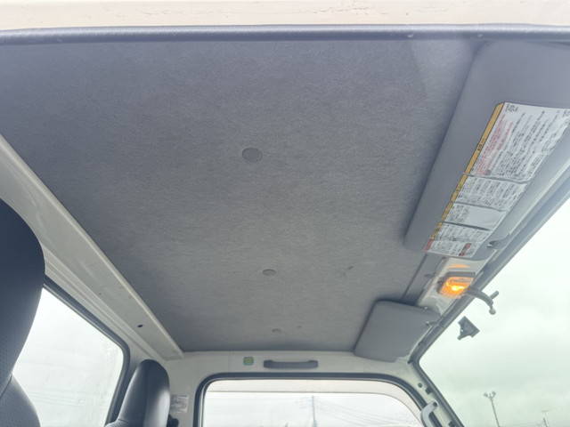 いすゞエルフコンテナ専用車小型（2t・3t）[写真14]