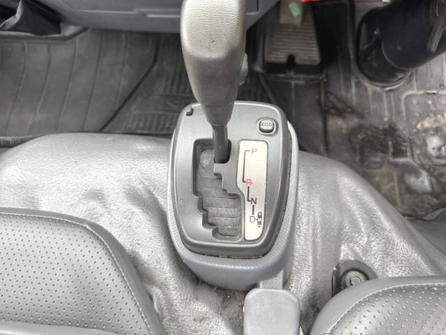 いすゞエルフコンテナ専用車小型（2t・3t）[写真17]