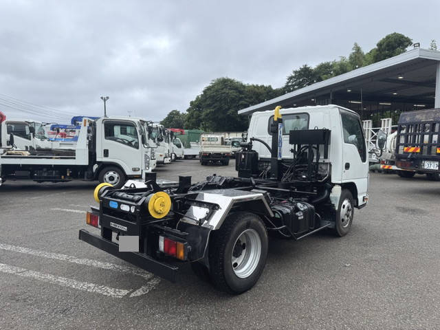 いすゞエルフコンテナ専用車小型（2t・3t）[写真02]