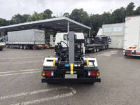 いすゞエルフコンテナ専用車小型（2t・3t）[写真06]