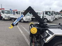 いすゞエルフコンテナ専用車小型（2t・3t）[写真07]