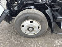 いすゞエルフコンテナ専用車小型（2t・3t）[写真10]