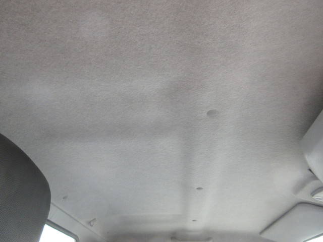 三菱ふそうキャンター平ボディ小型（2t・3t）[写真10]