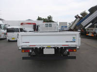 三菱ふそうキャンター平ボディ小型（2t・3t）[写真06]