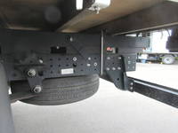 三菱ふそうキャンター平ボディ小型（2t・3t）[写真09]