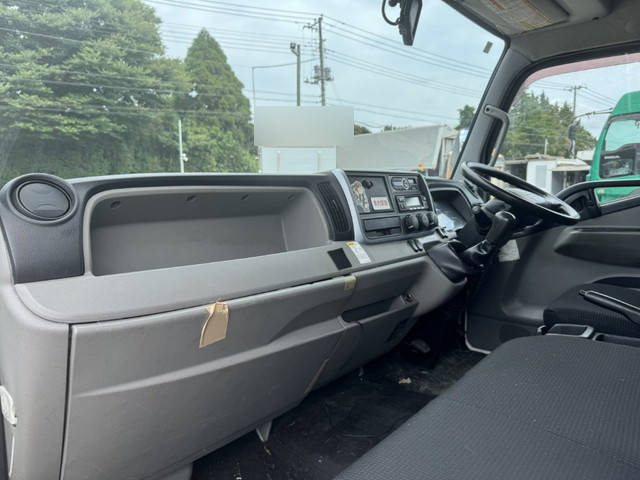 三菱ふそうキャンター冷凍車（冷蔵車）小型（2t・3t）[写真17]