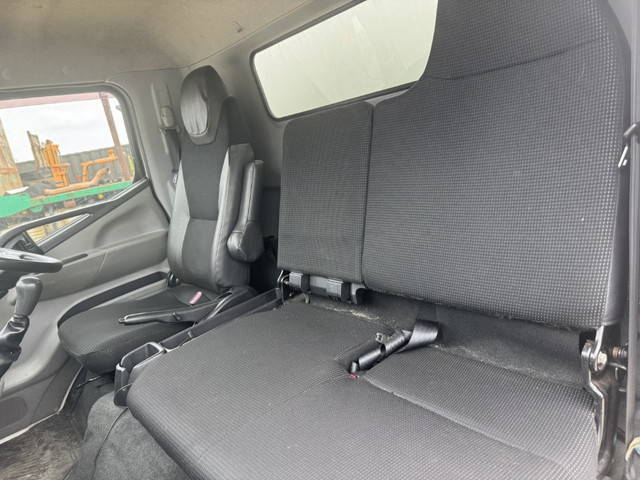 三菱ふそうキャンター冷凍車（冷蔵車）小型（2t・3t）[写真18]