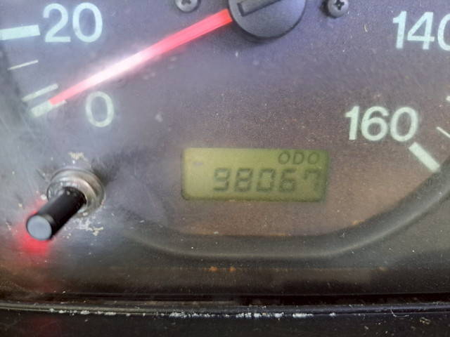 日産バネットダンプ小型（2t・3t）[写真32]