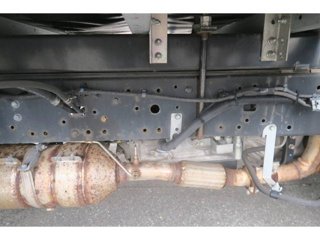 日野デュトロアルミバン小型（2t・3t）[写真15]