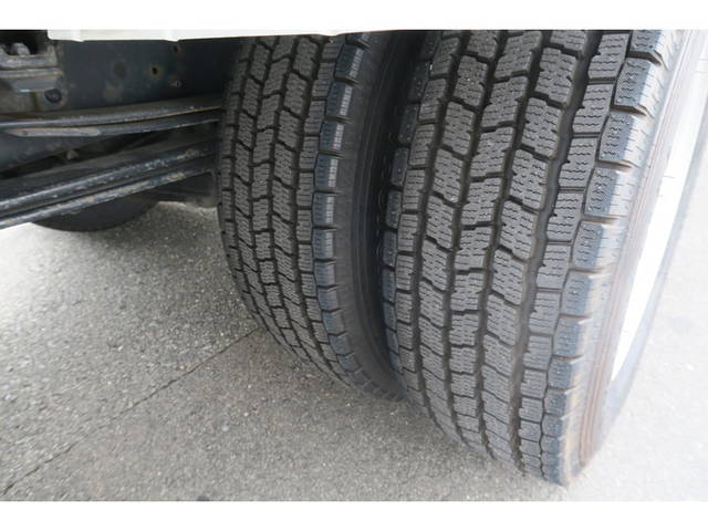 日野デュトロアルミバン小型（2t・3t）[写真21]