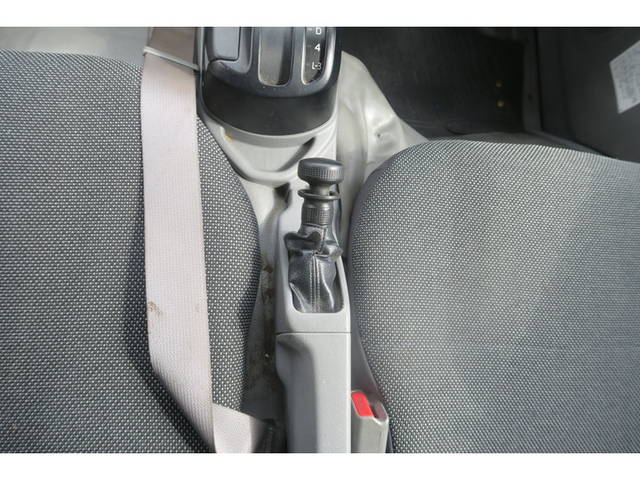 日野デュトロアルミバン小型（2t・3t）[写真36]