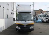 日野デュトロアルミバン小型（2t・3t）[写真06]