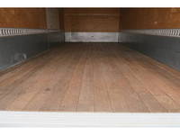 いすゞフォワードアルミバン中型（4t）[写真13]