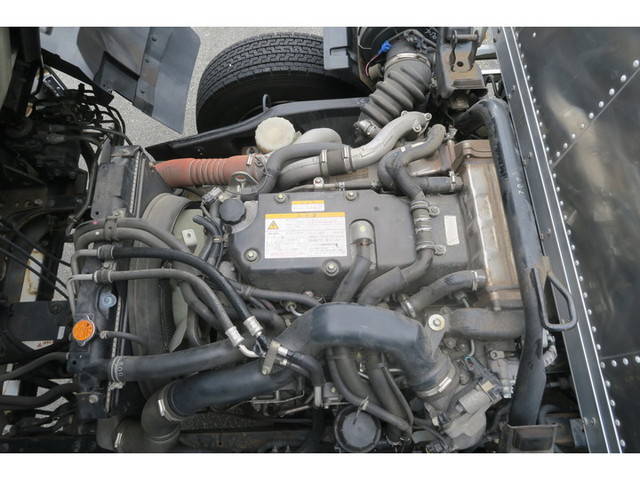 いすゞフォワードアルミバン中型（4t）[写真28]