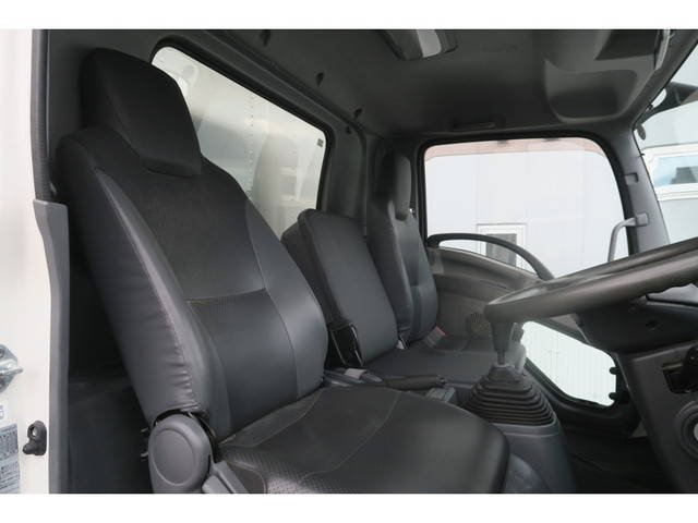 いすゞフォワードアルミバン中型（4t）[写真29]