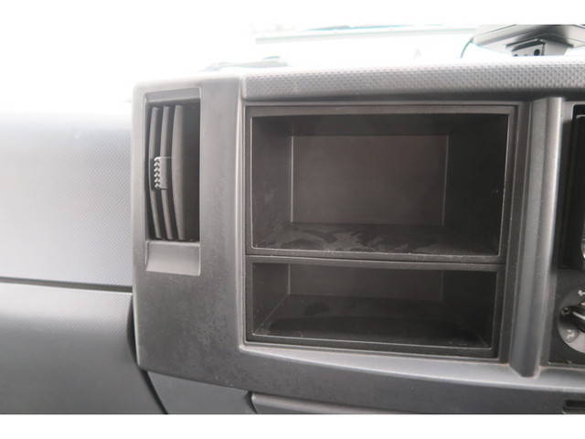 いすゞフォワードアルミバン中型（4t）[写真37]