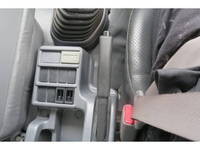 いすゞフォワードアルミバン中型（4t）[写真40]