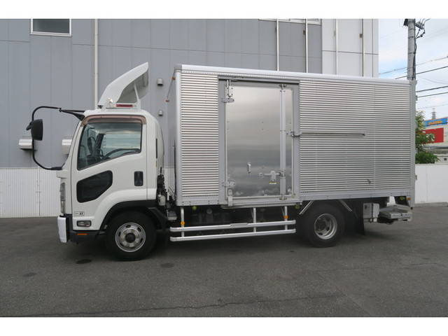 いすゞフォワードアルミバン中型（4t）[写真07]