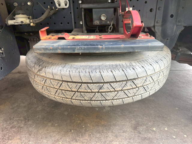 いすゞエルフ平ボディ小型（2t・3t）[写真16]