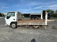 いすゞエルフ平ボディ小型（2t・3t）[写真06]