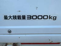 いすゞエルフ平ボディ小型（2t・3t）[写真17]