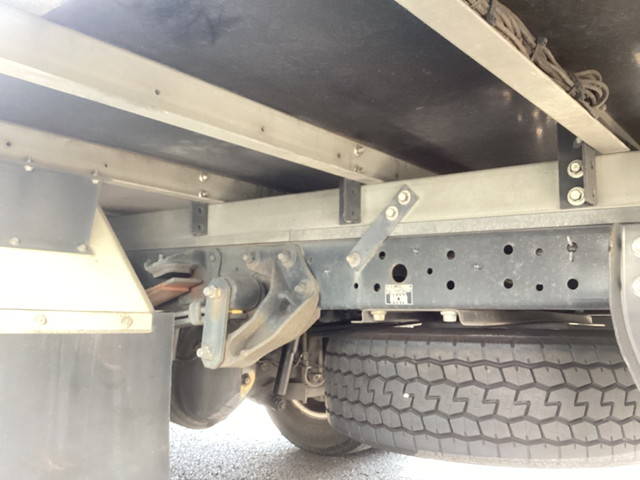 日野デュトロ冷凍車（冷蔵車）小型（2t・3t）[写真13]