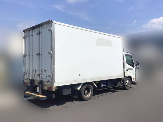 日野デュトロ冷凍車（冷蔵車）小型（2t・3t）[写真04]