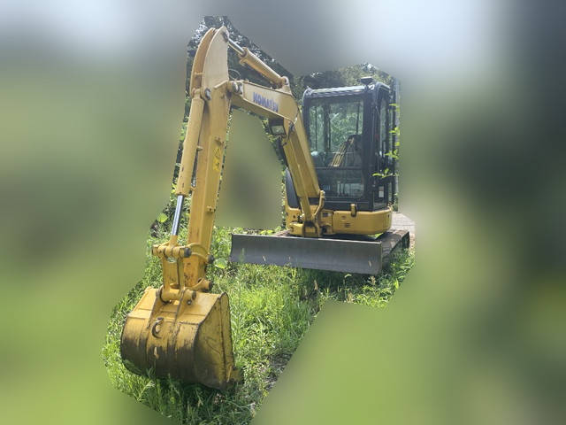 コマツユンボ（バックホー）[写真03]